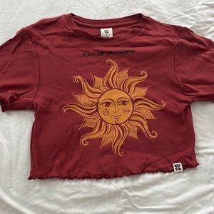 Lucy & Yak ray of sunshine lettuce trip crop T-shirt